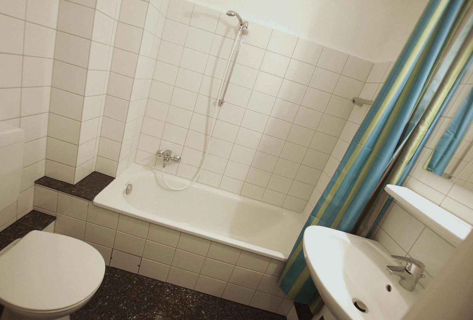 Byt 1+1 · 34 m² · Hamburg Uhlenhorst Hamburg 22085 - 4