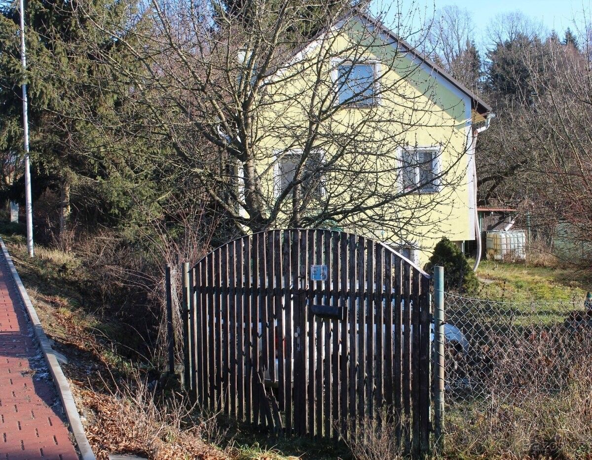 Rodinné domy, Pelhřimov, 393 01 - 2