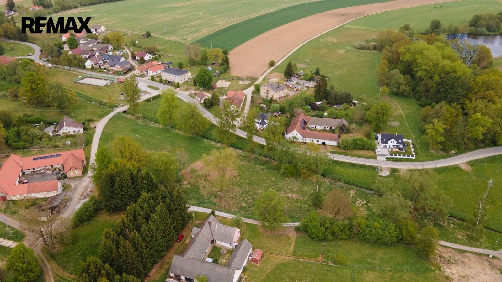 Pozemky pro bydlení, Jindřichův Hradec, 32 591 m² - 2