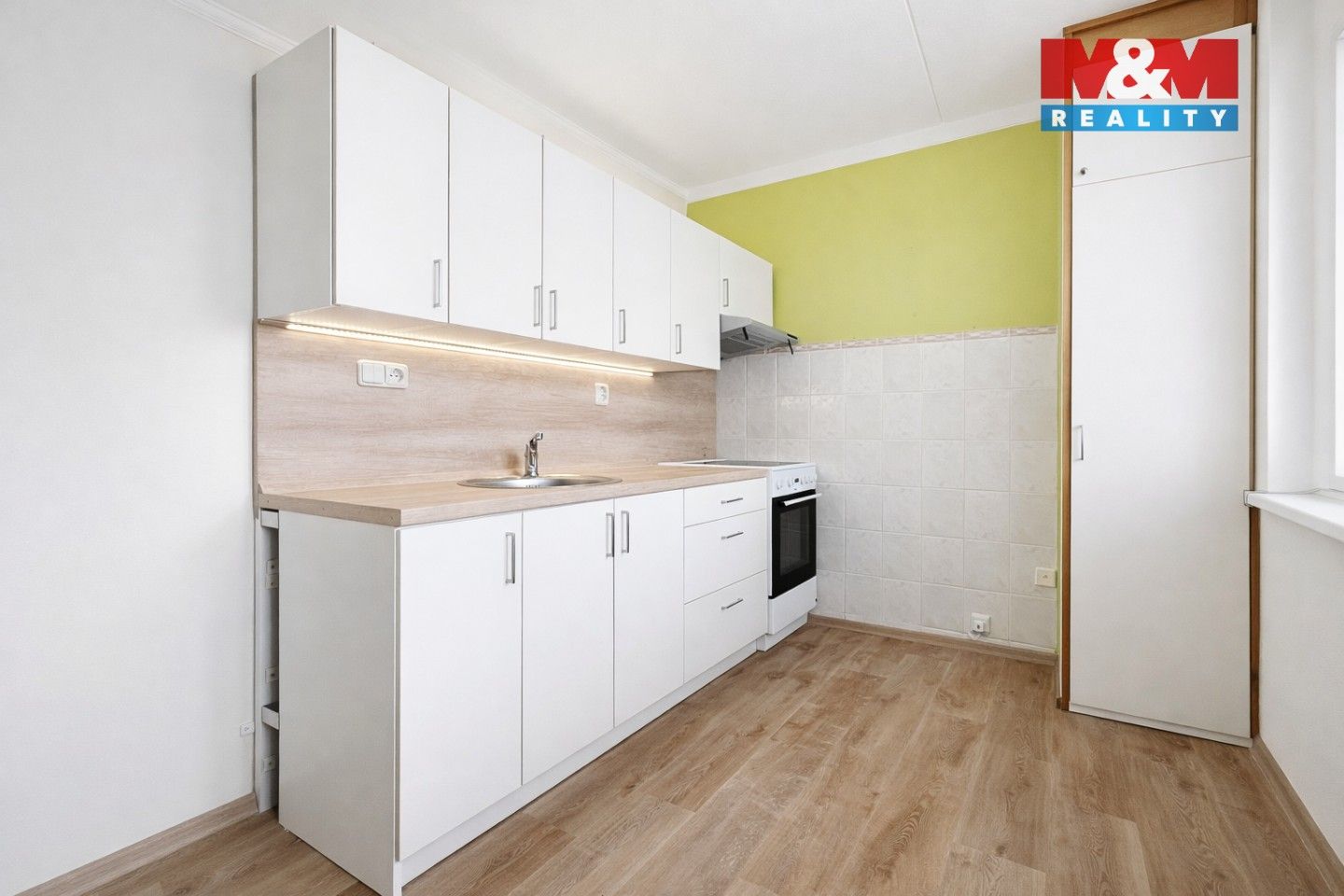 Pronájem byt 1+1 - Hvězdná, Jindřichův Hradec, 46 m²