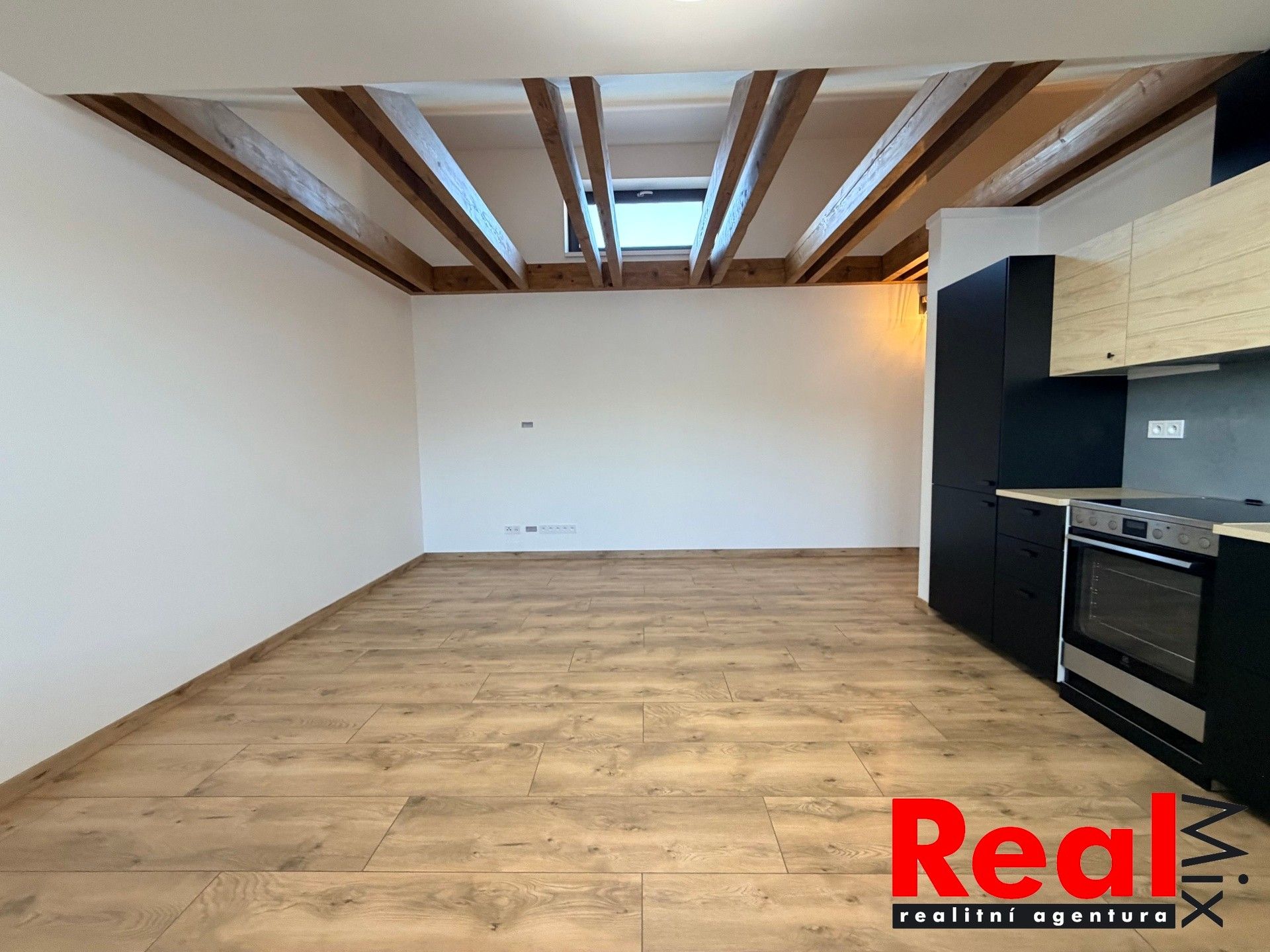 Pronájem byt 2+kk - Mlaty, Brno, 60 m²