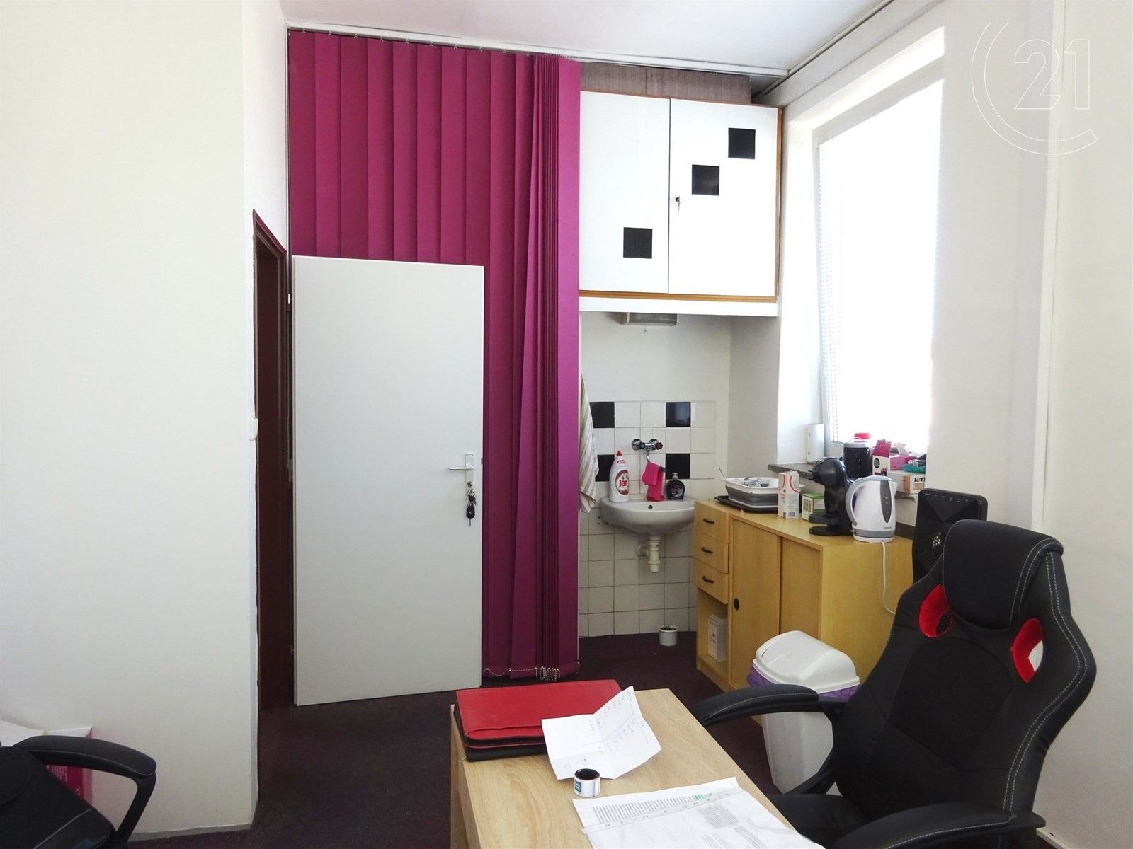 Pronájem kancelář - Nábřeží, Zlín, 16 m²