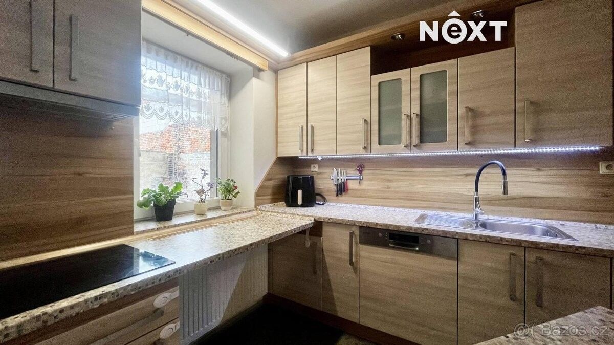 Prodej rodinný dům - Rataje u Kroměříže, 768 12