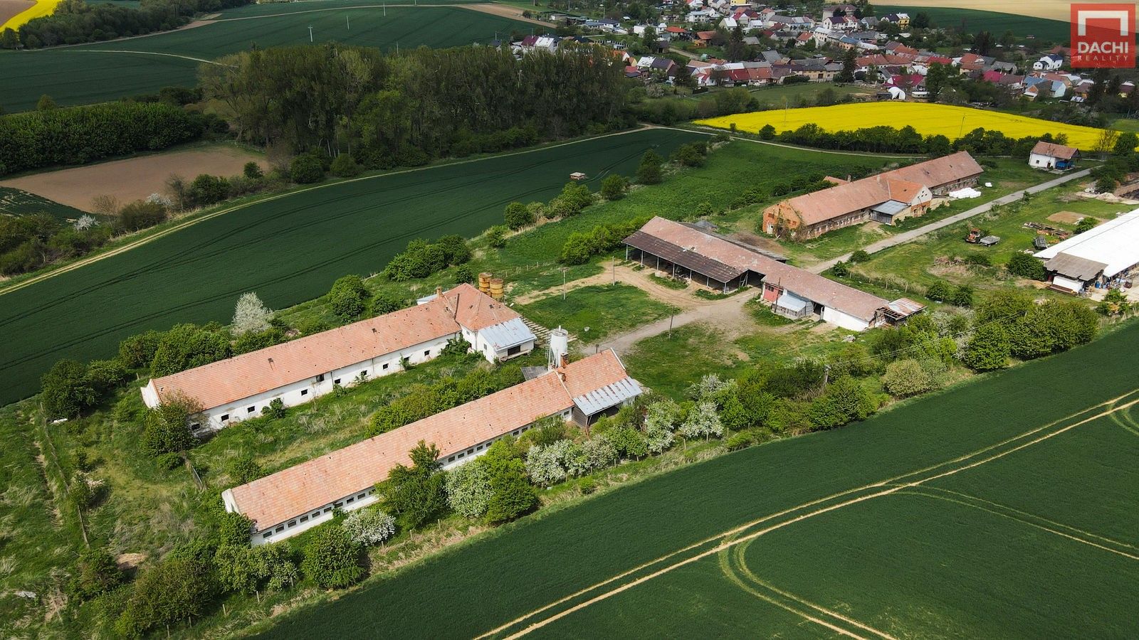 Zemědělské usedlosti, Morkovice-Slížany Slížany, 2 000 m² - 2