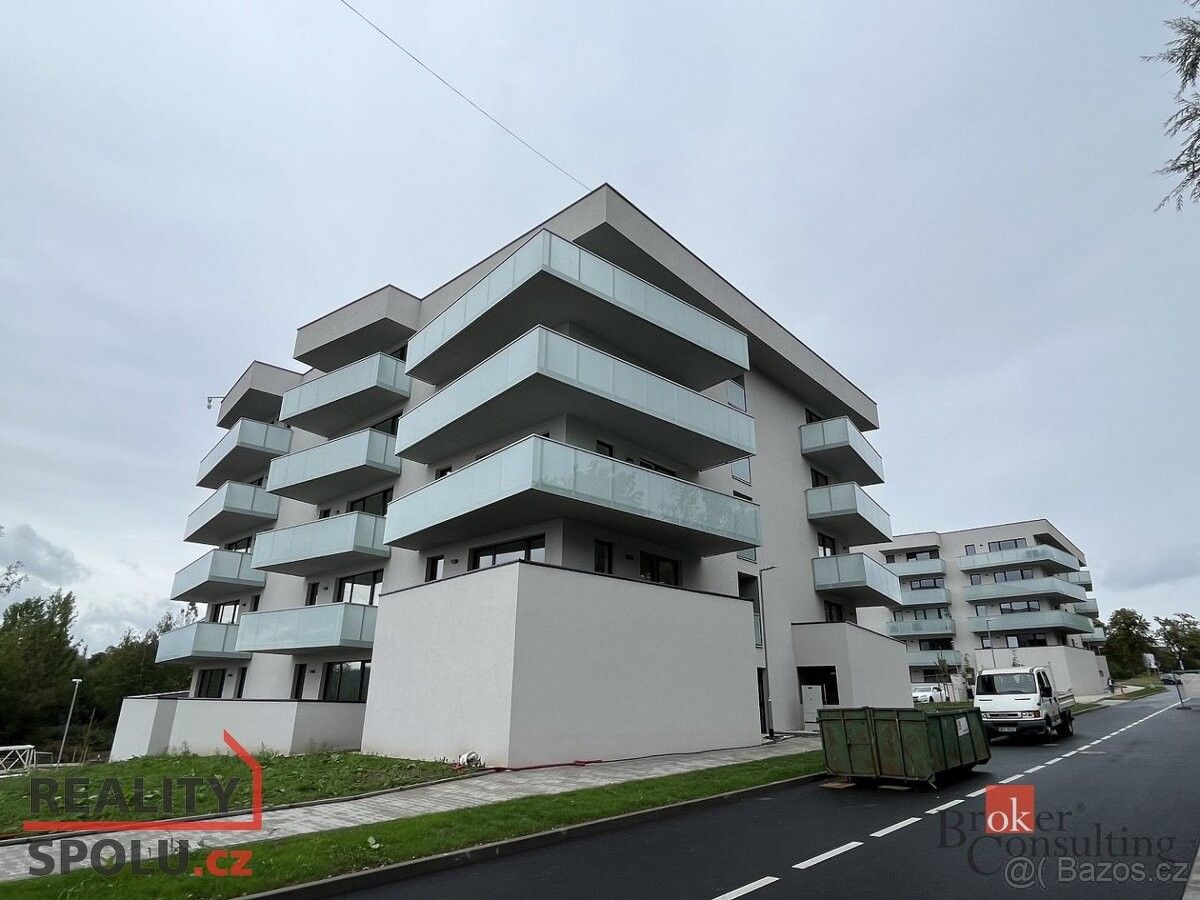 Byty, Karlovy Vary, 360 10