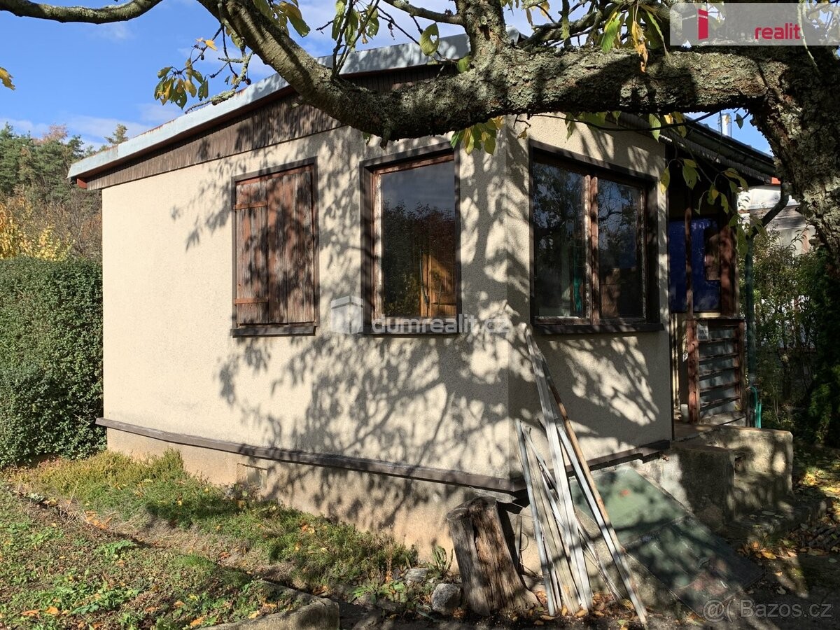 Chata · 405 m² · Praha, 164 00 - 2