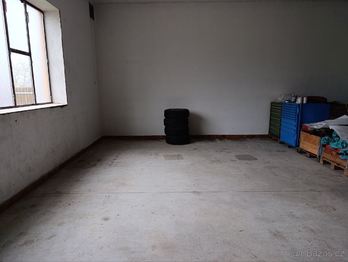 Sklady, 679 24, Brno venkov