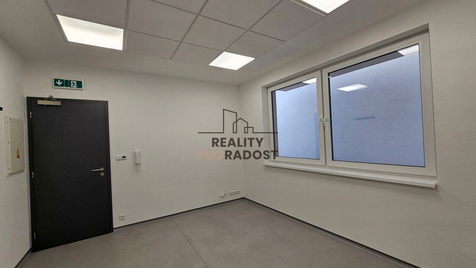 Pronájem kancelář - Dolní Valy 4412, Hodonín, 16 m² - 5
