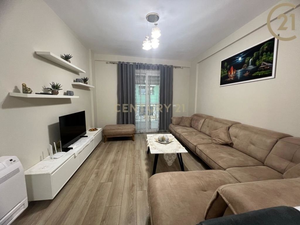 Prodej byt 2+1 - Albánie, 105 m²
