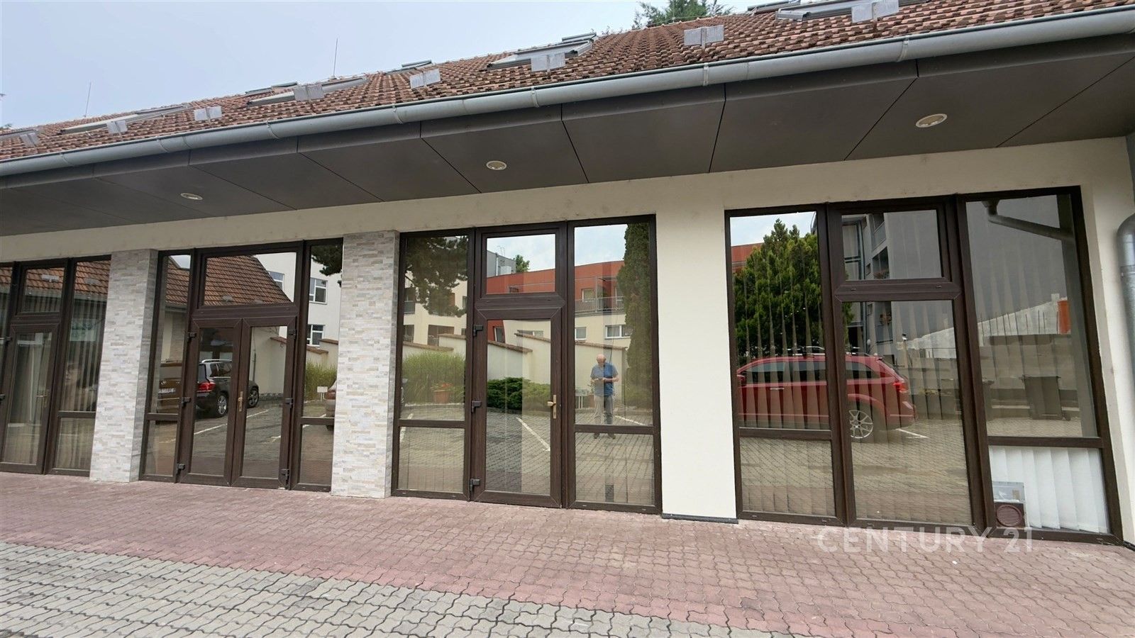 Prodej komerční - Hlavní, Brno, 758 m²