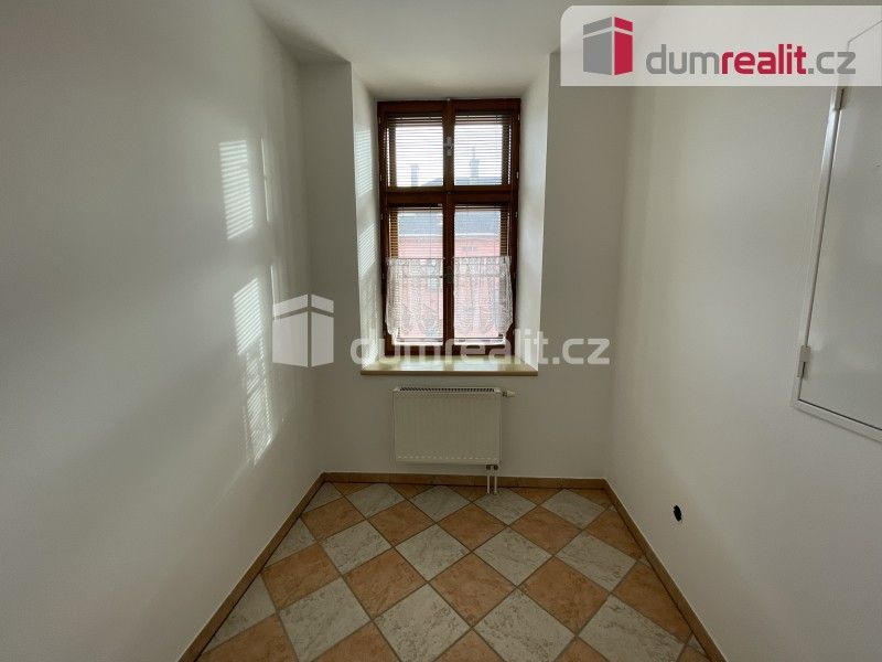 Kanceláře, náměstí Jana Zajíce, Vítkov, 5 m²