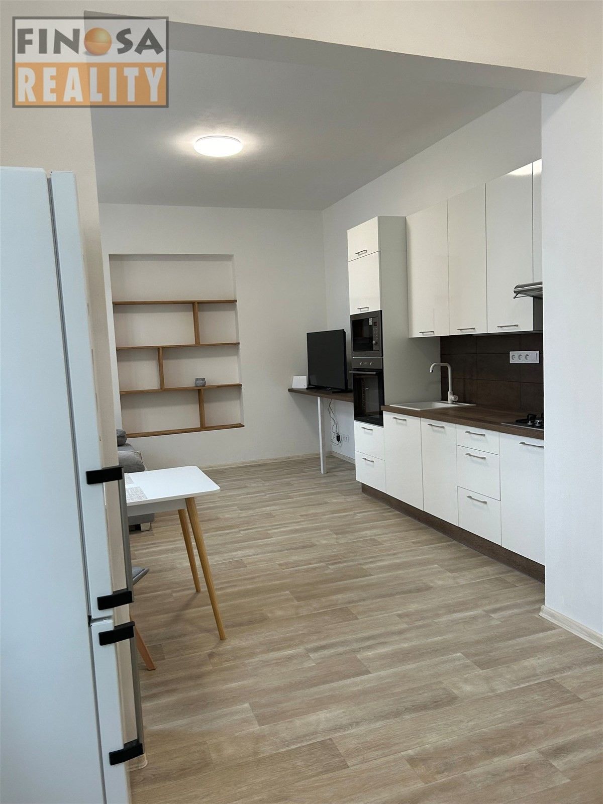 1+kk, Nerudovo náměstí 380, Žatec, 33 m²