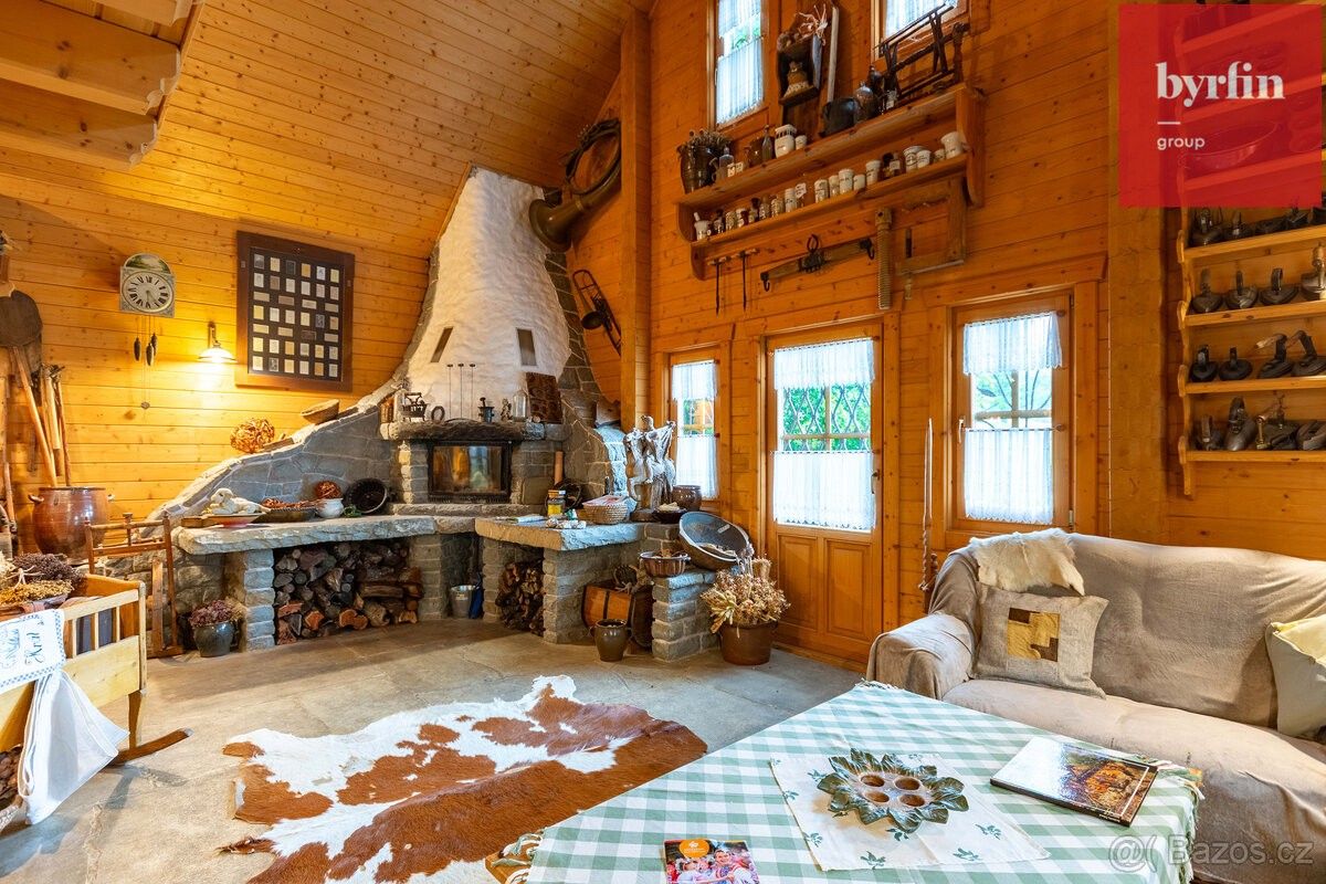 Prodej rodinný dům - Starý Hrozenkov, 687 74