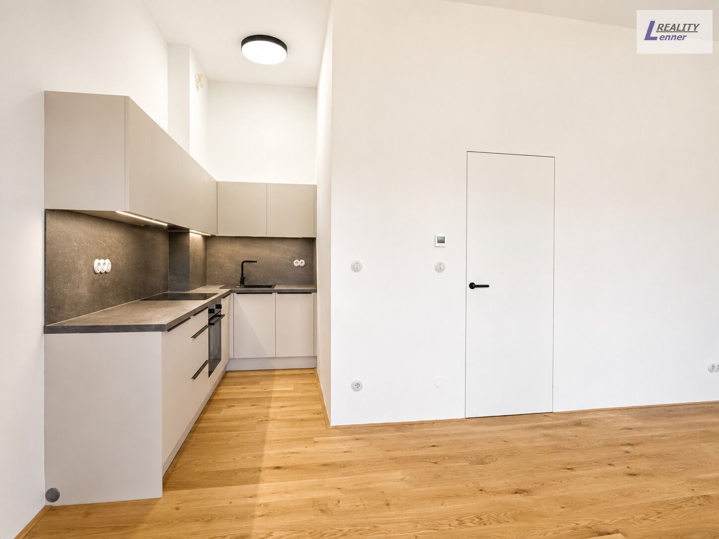 Byt 1+kk · 38 m² · Slavíkova, Jince - 3