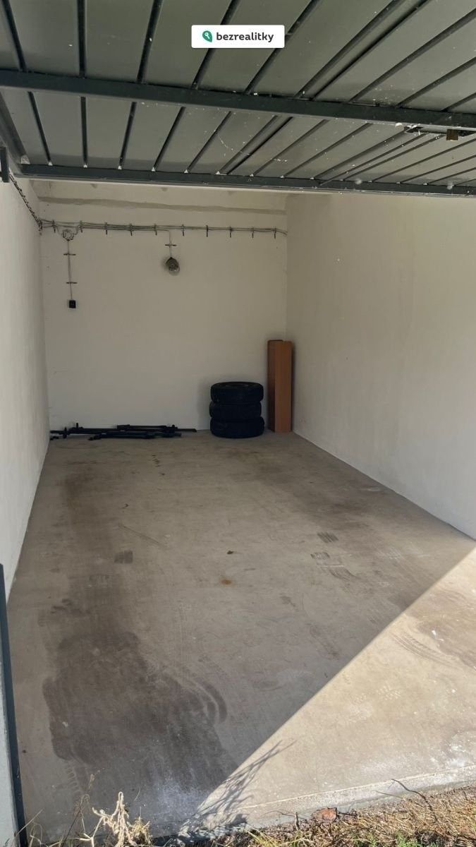 Prodej garáž - Novákova, Mladá Boleslav, 22 m²
