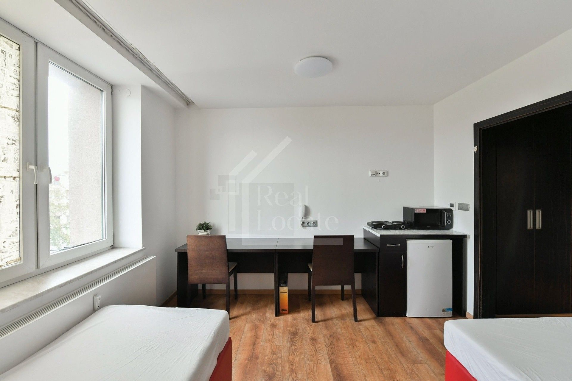 Byty, Suchdolské náměstí, Praha, 23 m² - 1