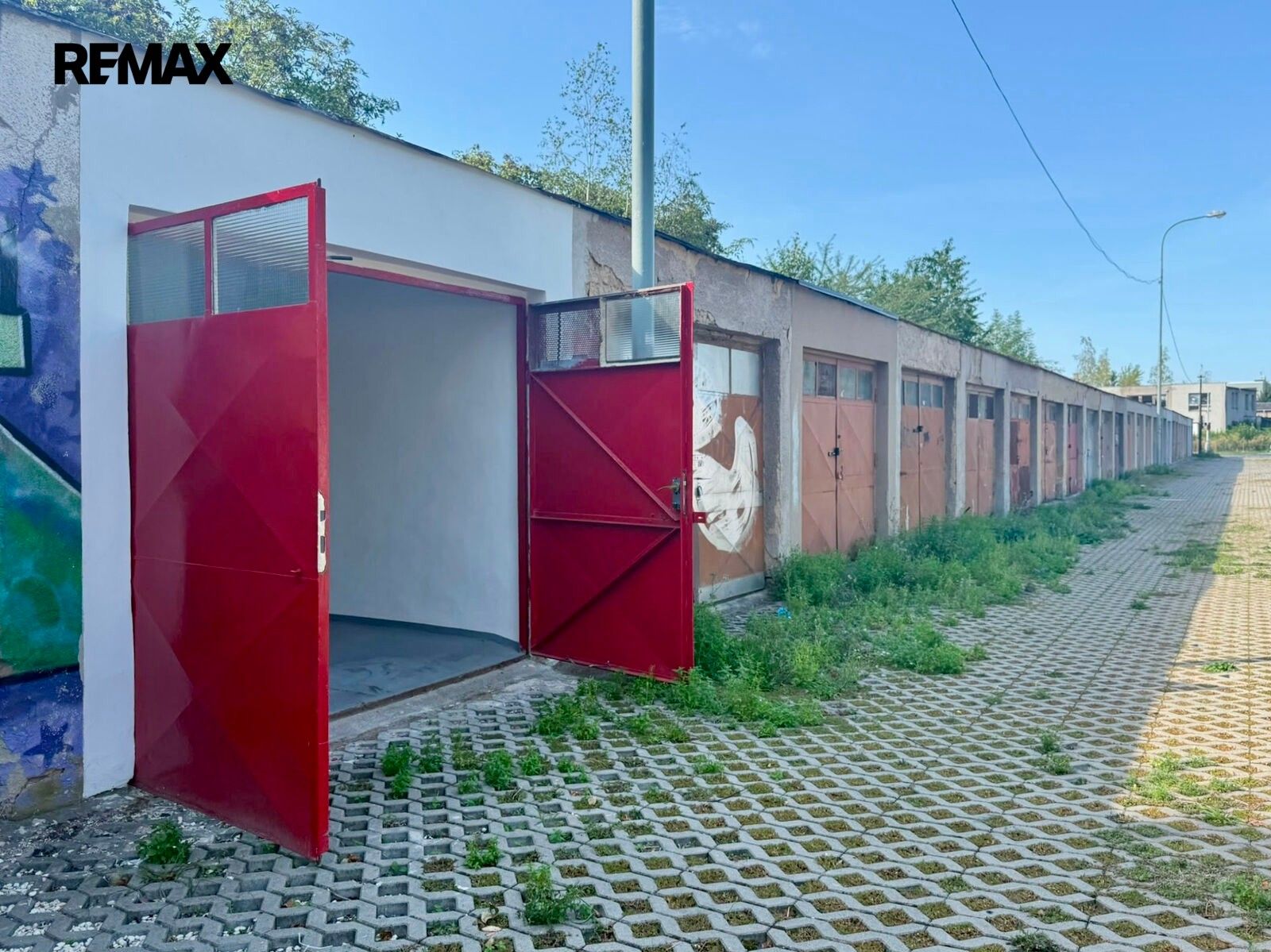 Garáže, K sedlišti 665, Praha Čakovice, 17 m² - 1