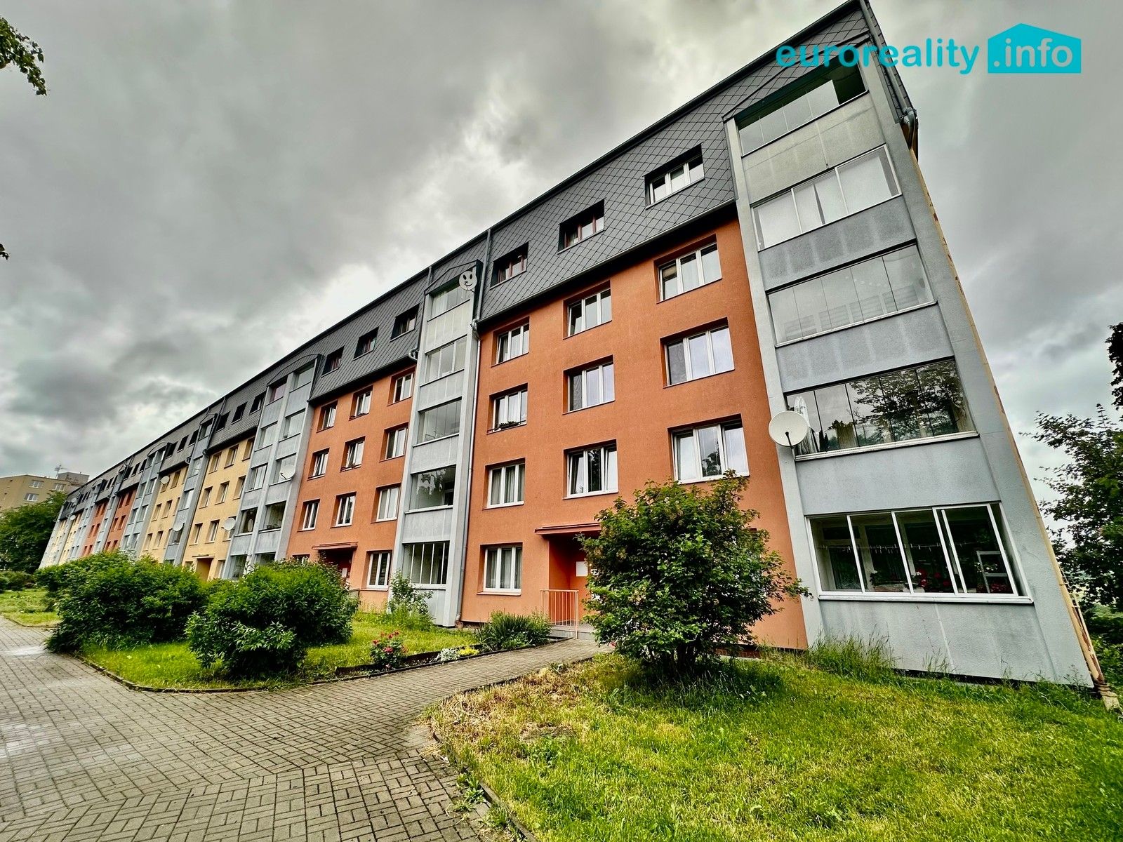 2+1, Lidická, Karlovy Vary Drahovice, 58 m²
