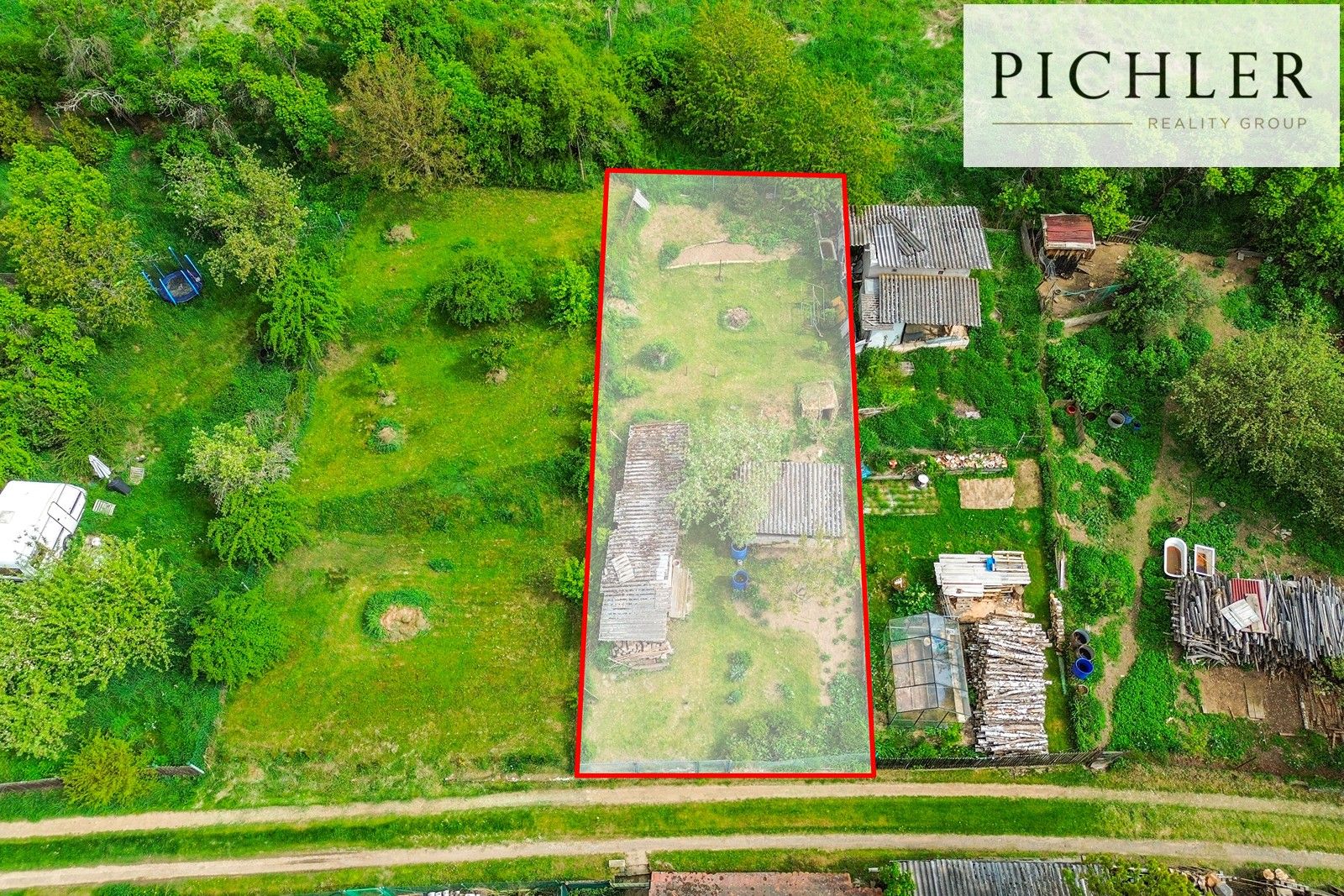 Prodej pozemek pro bydlení - Plasy, 246 m²