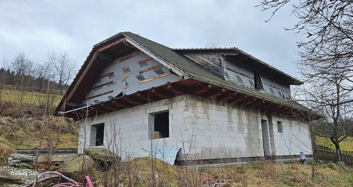 Rodinné domy, Rožnov pod Radhoštěm, 756 61 - 1