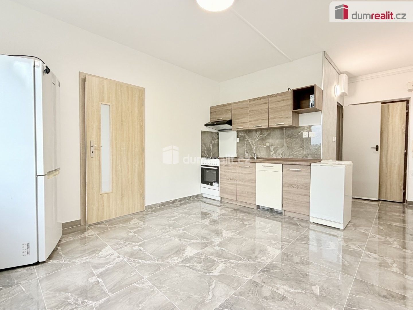 1+1, Sídliště, Hroznětín, 38 m² - 2