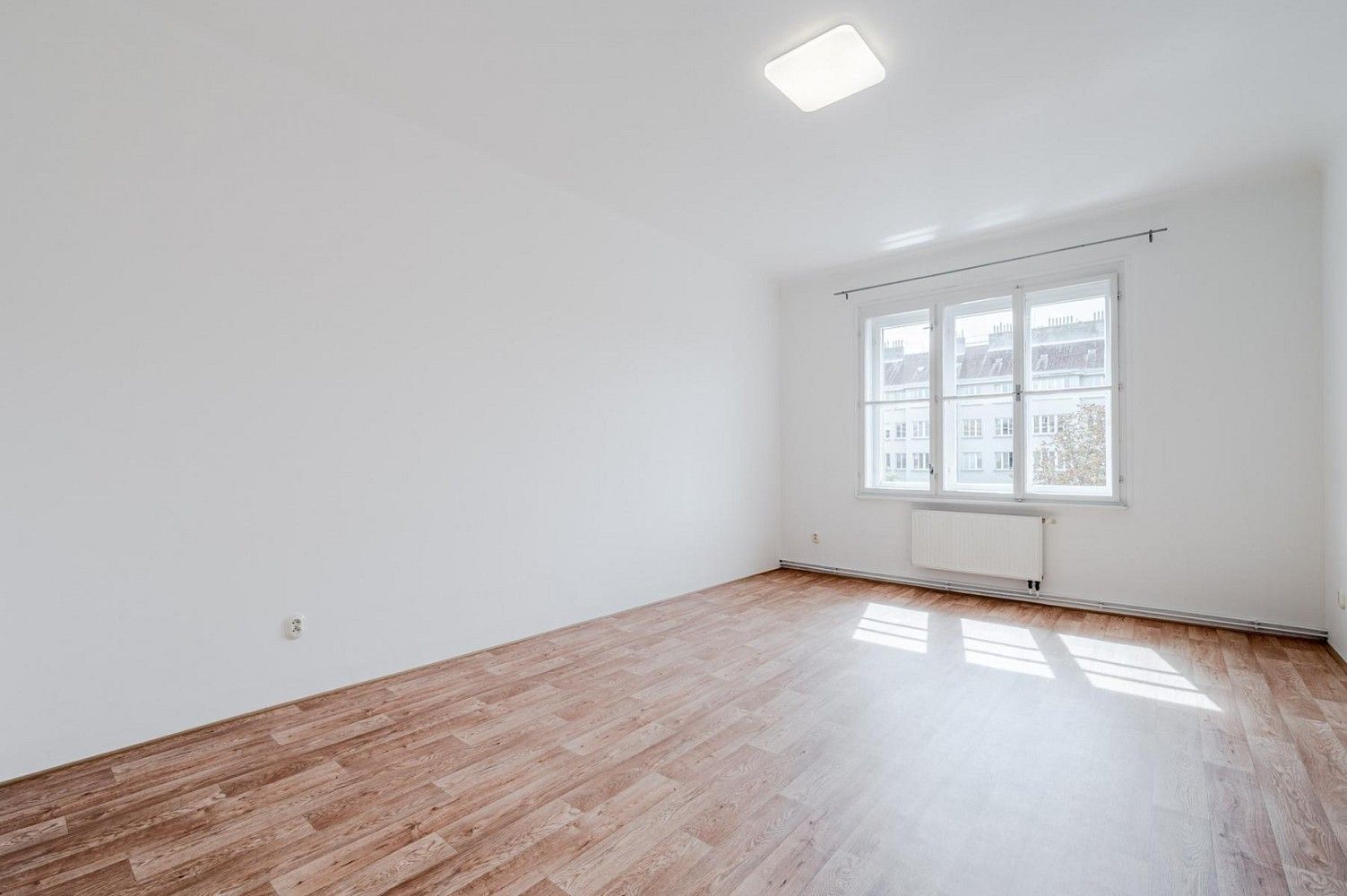 3+1, Jugoslávských partyzánů, Praha 6 - Bubeneč, 123 m² - 1