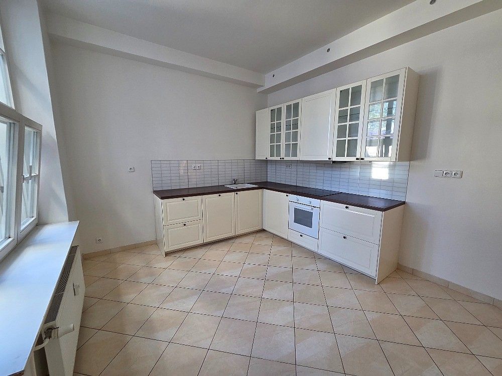 4+1, Na Hradbách, Ostrava - Moravská Ostrava, 136 m² - 1