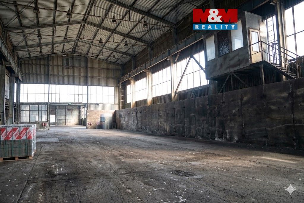 Sklady, Mořičovská, Ostrov, 850 m²