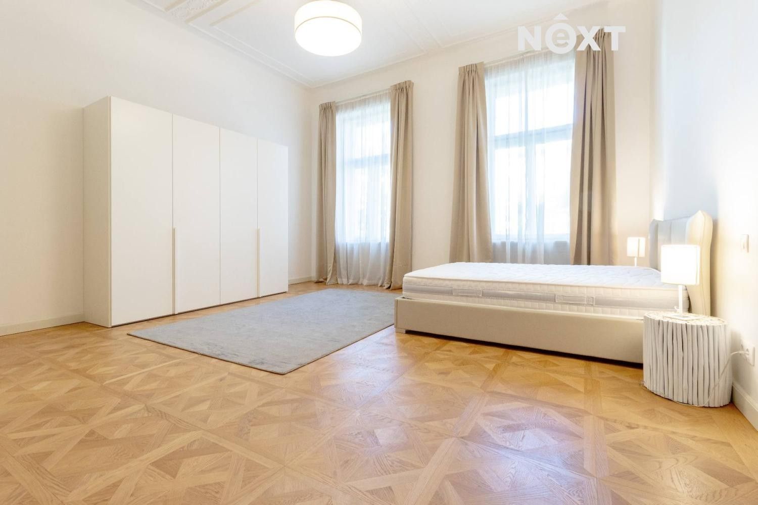 Pronájem byt 2+1 - Bolzanova, Praha, 92 m²