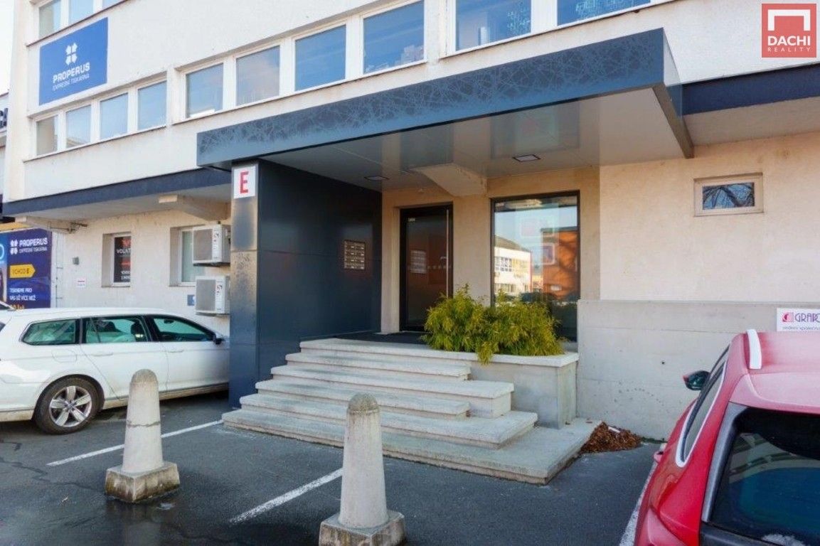 Kanceláře, Šlechtitelů, Olomouc, 228 m²