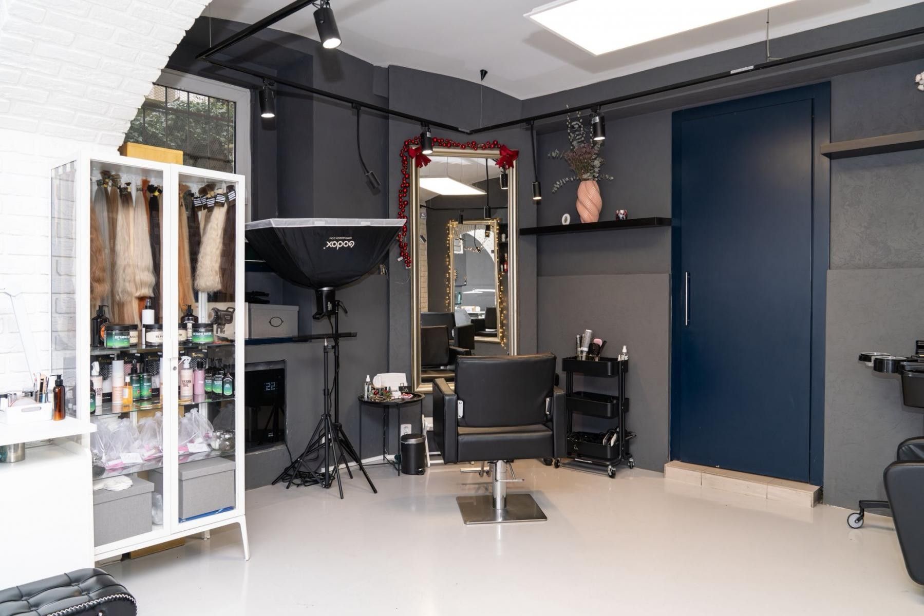 Pronájem obchodní prostory - Korunní, Praha, 136 m²