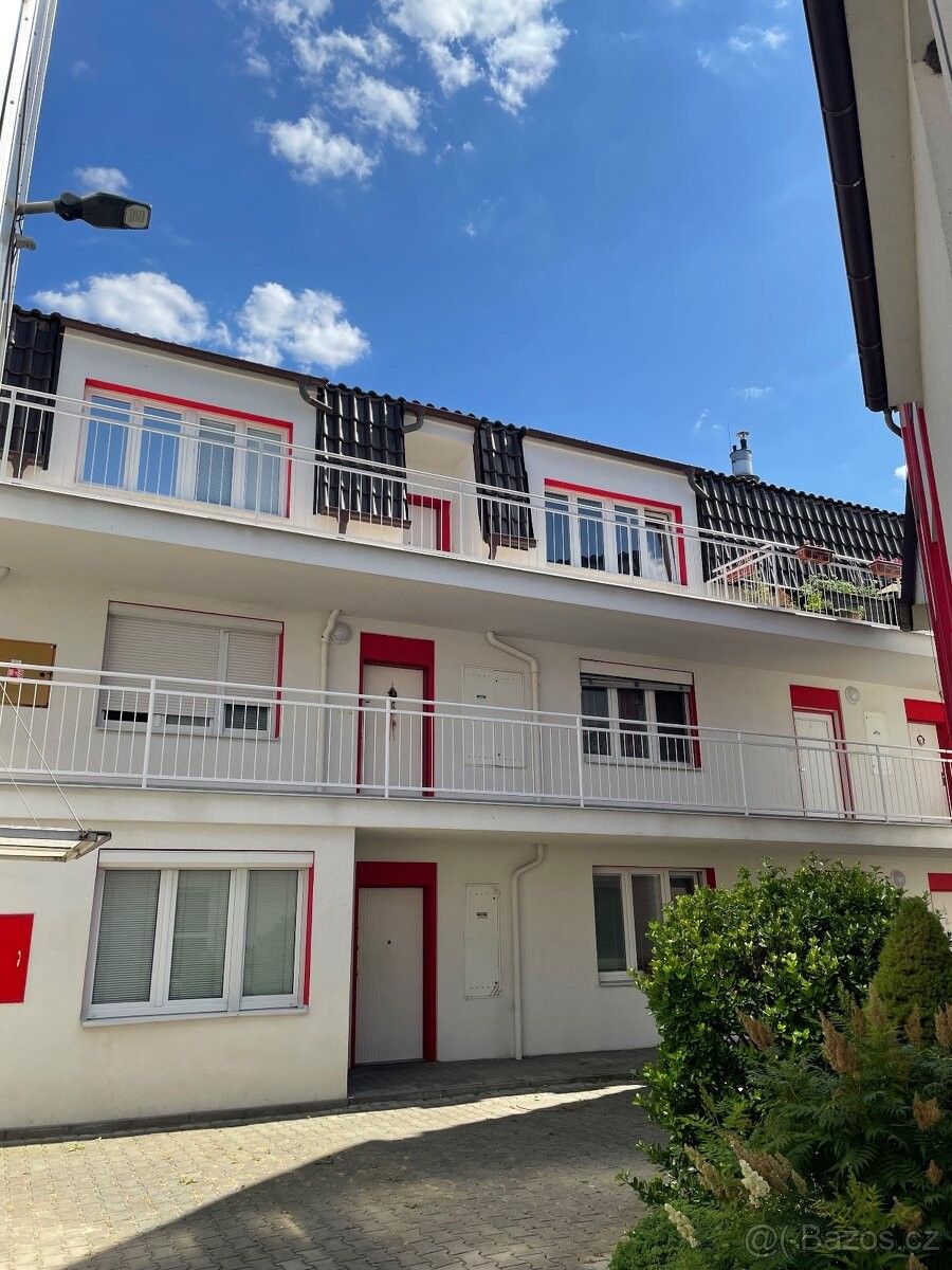 Prodej byt - Poděbrady, 290 01