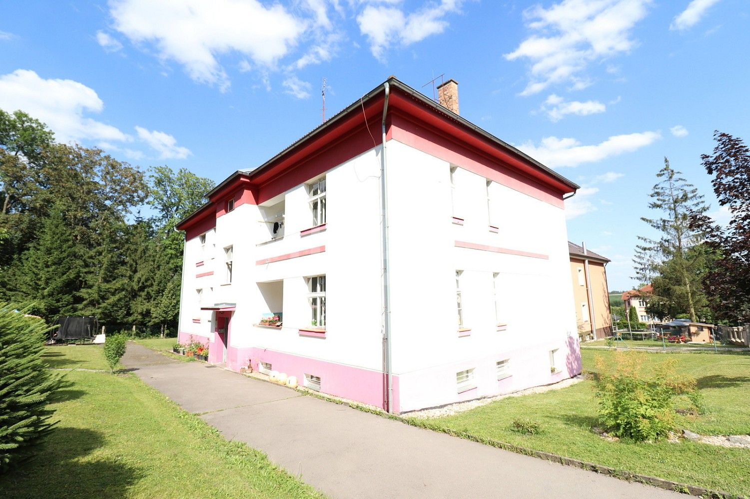 Rodinný dům, 678 m²