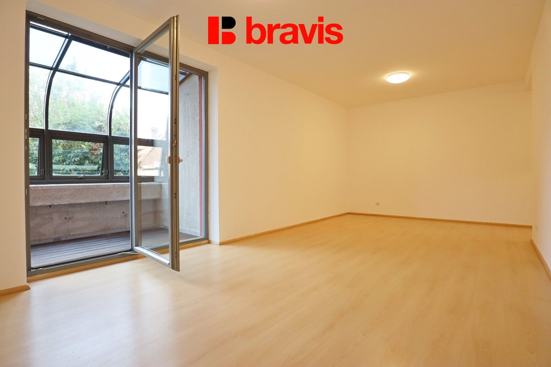 Pronájem byt 1+kk - Jaroslava Foglara, Brno, 38 m²