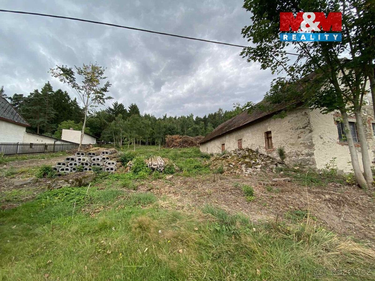 Prodej rodinný dům - Sedlčany, 264 01