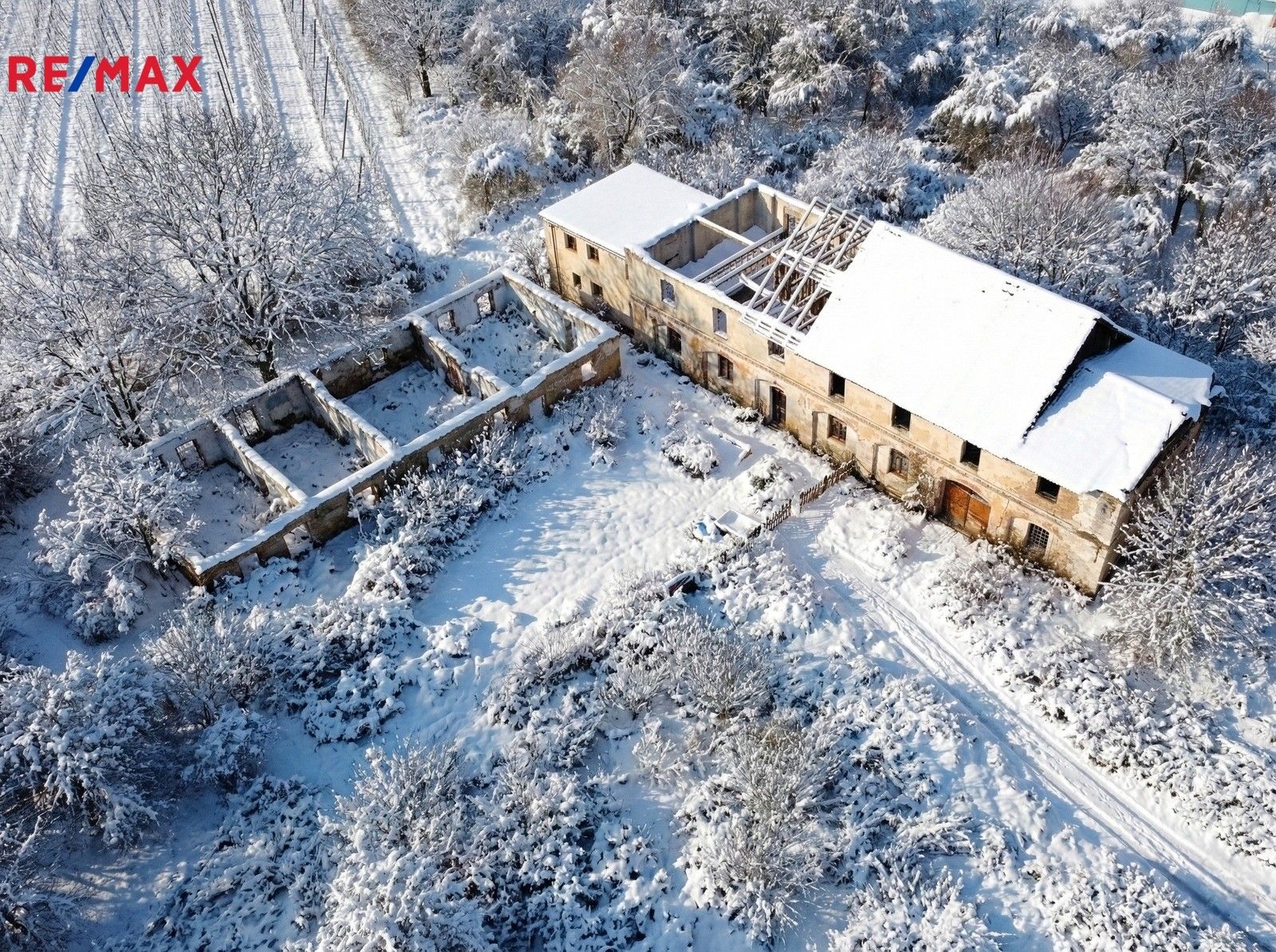 Zemědělské usedlosti, Tuchořice, 300 m²