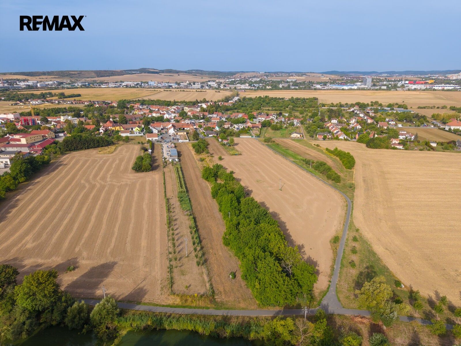 Pozemek, 3 338 m²