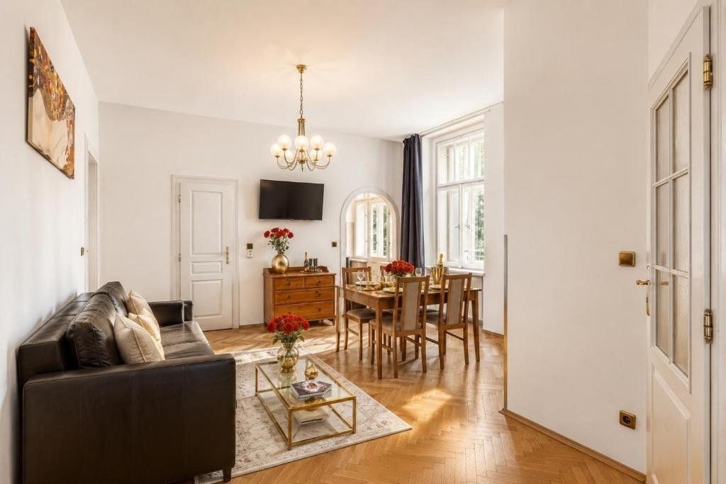 Pronájem byt - Krakovská, Praha - Nové Město, 143 m² - 5
