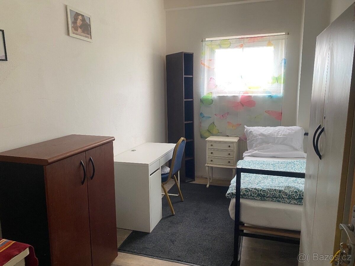 Byty, Horoměřice, 252 62