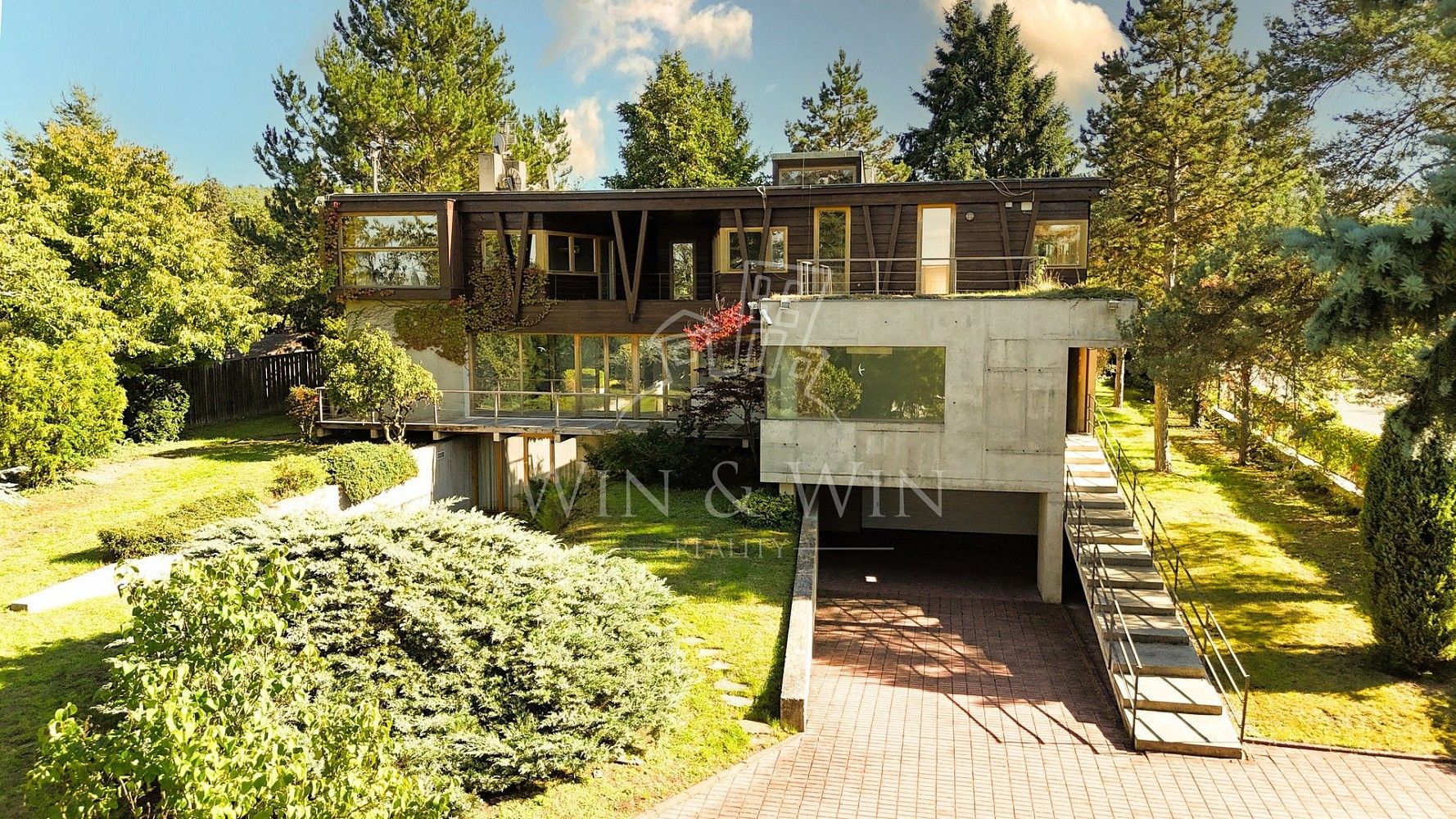 Rodinné domy, Vrané nad Vltavou, okres Praha-západ, Středočeský kraj, 477 m² - 1
