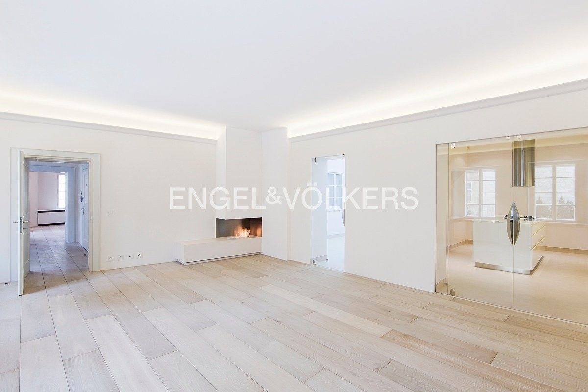 Pronájem byt 3+1 - Lázeňská, Praha, 132 m²