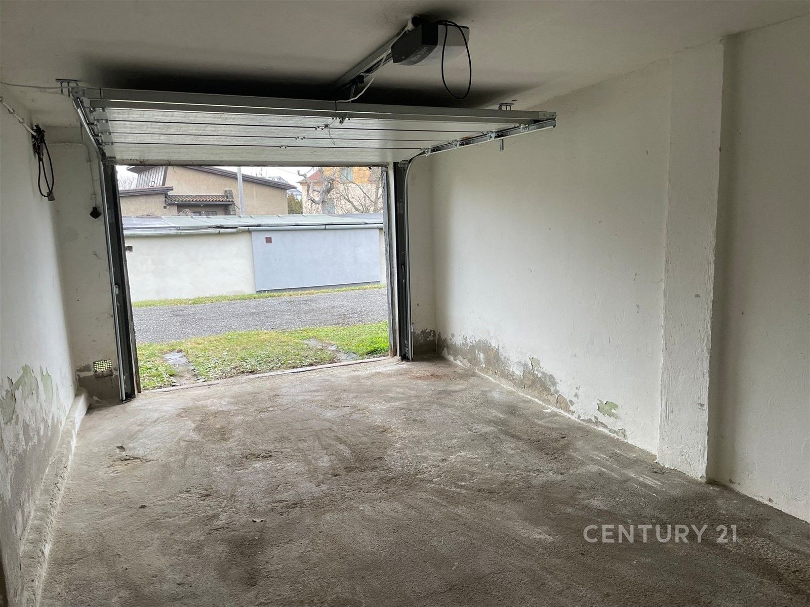 Pronájem garáž - Olbrachtova  , Ostrava, 21 m²