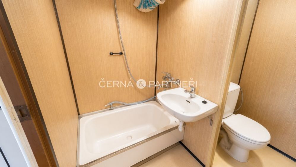 Byt 1+kk · 32 m² · Most - 3