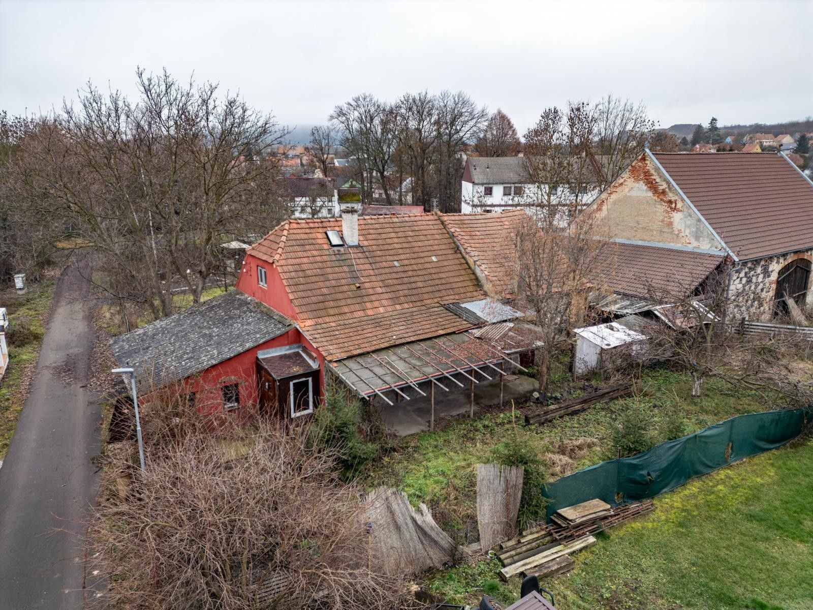 Rodinné domy, Buškovice, Podbořany, 186 m² - 1