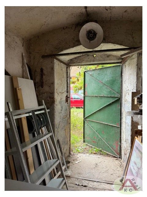 Garáže, K Horkám, Praha, 30 m²