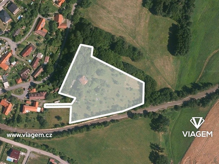 Pozemek pro bydlení, 679 m²