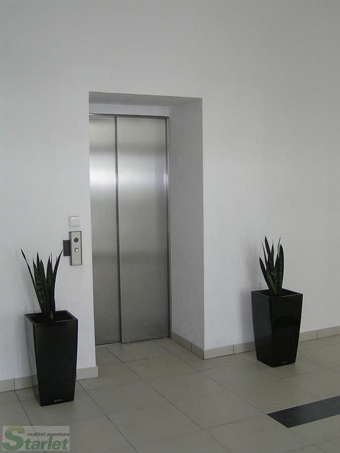 Pronájem kancelář - Praha - Stodůlky, okres Praha 13, Hlavní město Praha, 24 m² - 5