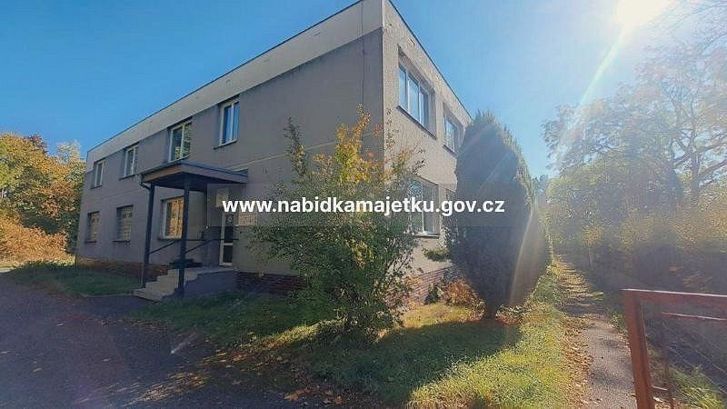 Rodinné domy, Cheb, 656 m² - 1