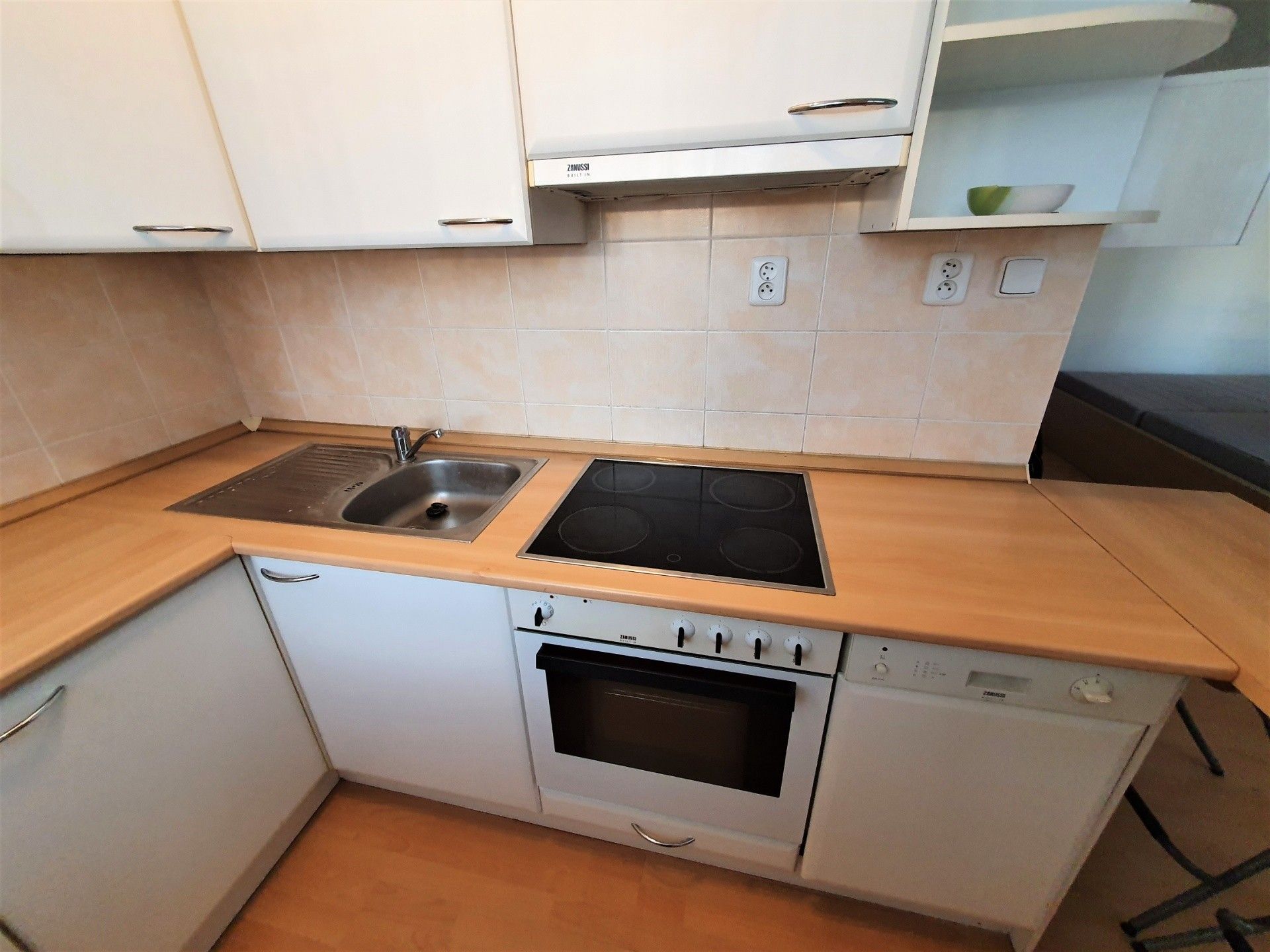 Pronájem byt 1+1 - Krakovská, Kralupy nad Vltavou, 34 m²