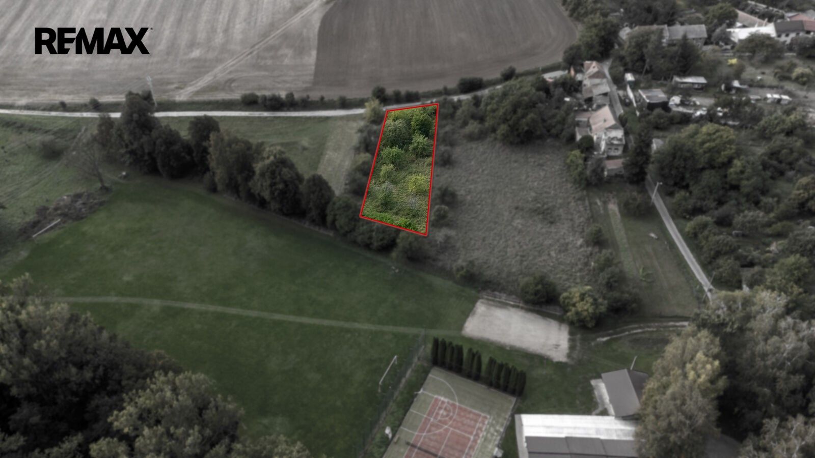 Pozemek pro bydlení · 1 111 m² · Prasklice - 4